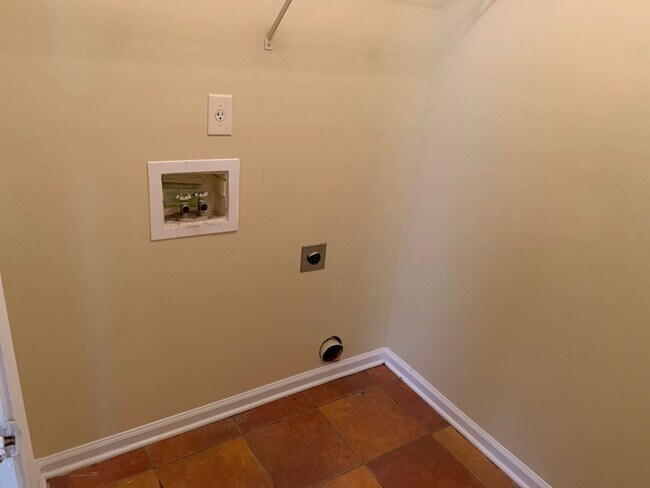 Foto del edificio - Awesome Home for Rent!!!! Available now!!!