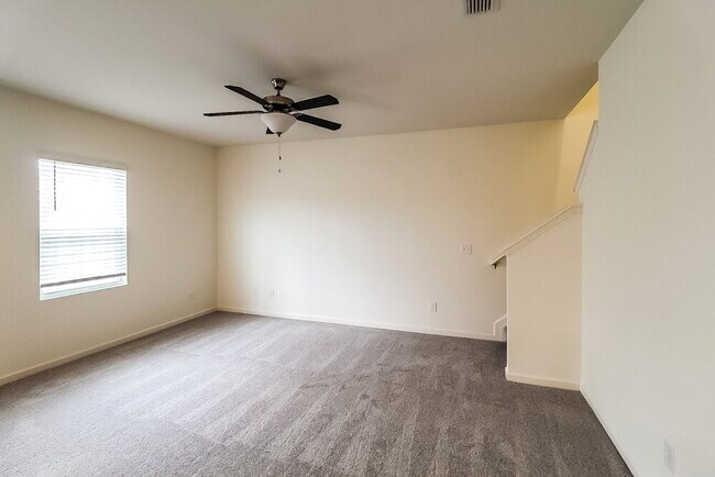 Foto del edificio - 475 Knightsbridge Ln