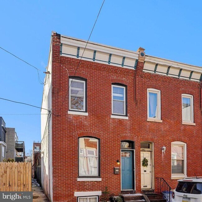 Building Photo - 3008 W Harper St