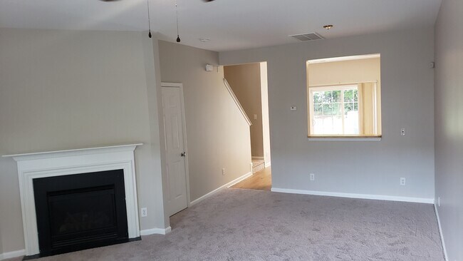 Foto del edificio - 2853 Summergrove Ct