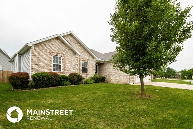 Building Photo - 3123 Northland Dr