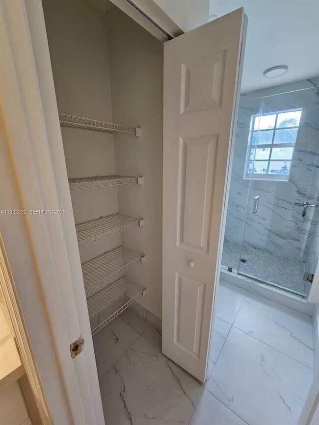 Foto del edificio - 2816 NW 99th Terrace