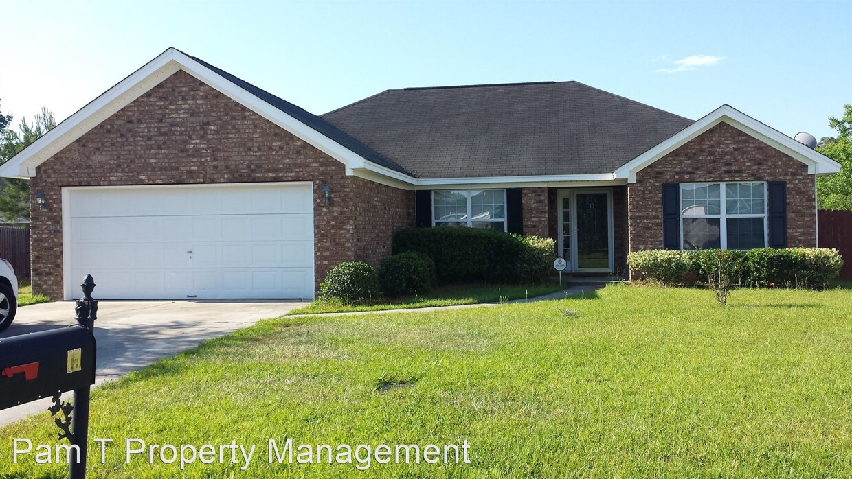 Foto principal - 3 br, 2 bath House - 15 Escapade Lane