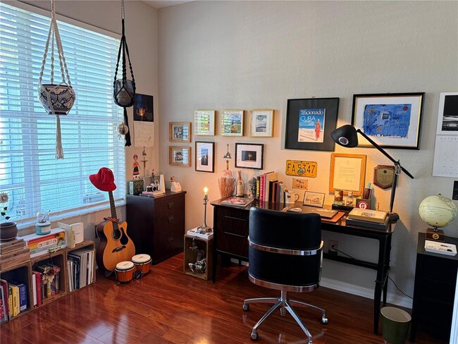 Building Photo - 10703 Banfield Dr