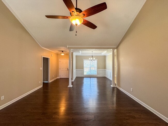 Building Photo - Beautiful 4 Bed, 2 Bath Home in Jack Britt