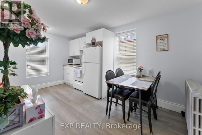 Building Photo - 5858 ferry St