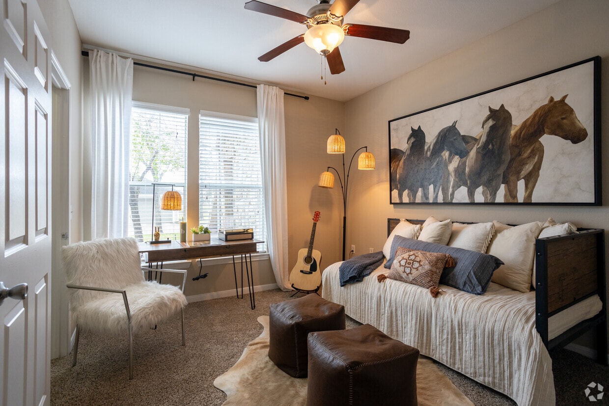 Primary Photo - The Broadwater