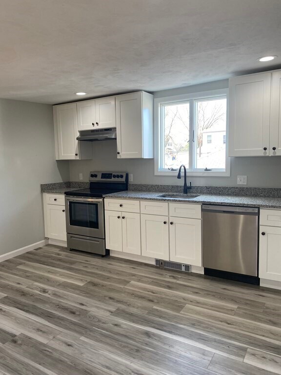 28 /30 Villa Rd Unit 30, Shrewsbury, MA 01545 Room for Rent in