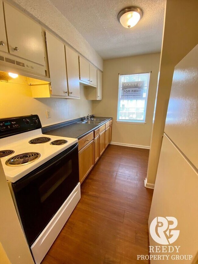 Foto del edificio - 222 Cotton Ridge Ln