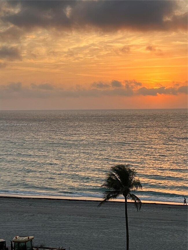 Foto del edificio - 2501 S Ocean Dr