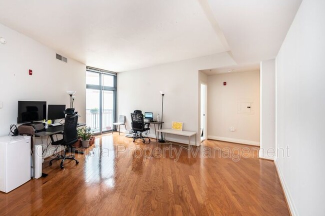Building Photo - 2120 Vermont Ave NW