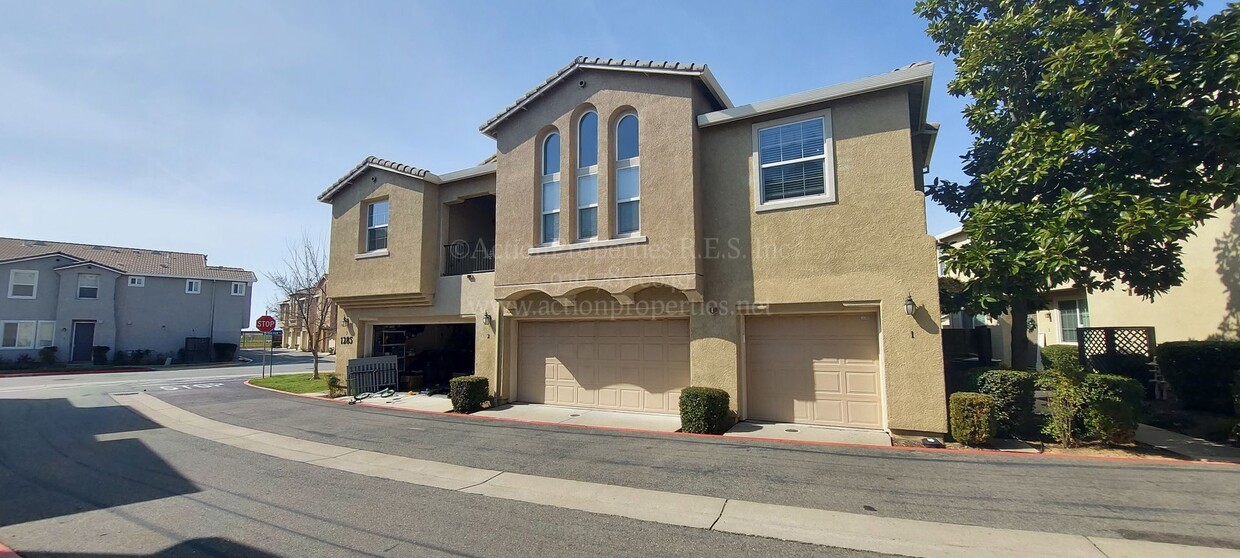 Sierra View Townhouse Lincoln 2 Bed 2 Ba ... - Sierra View Townhouse Lincoln  2 Bed 2 Ba ...