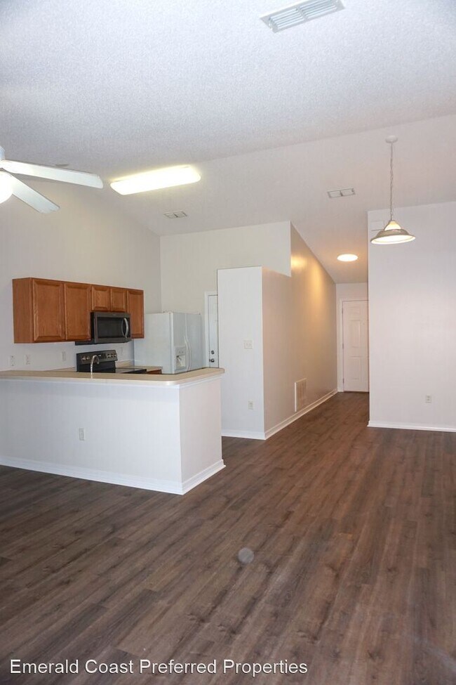 Building Photo - 4 br, 2 bath House - 152 Cabana Way