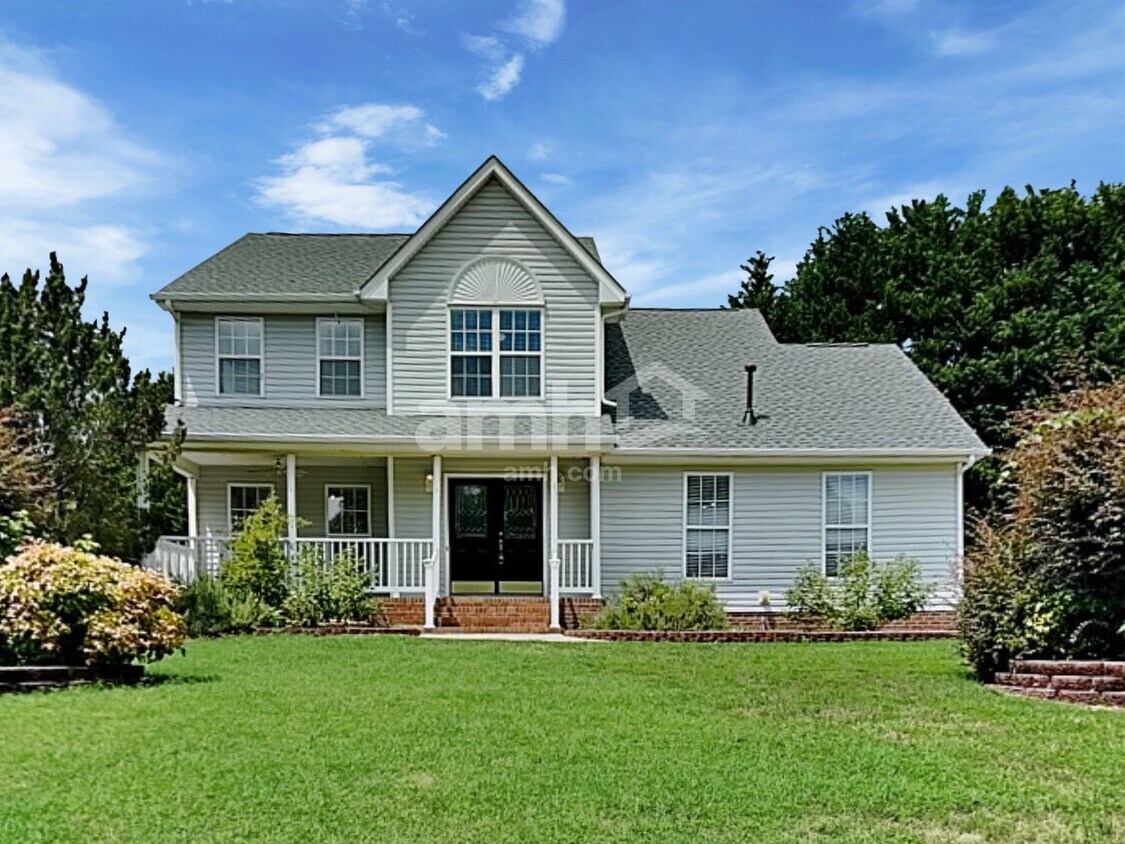 Foto principal - 1120 Birch Hill Dr