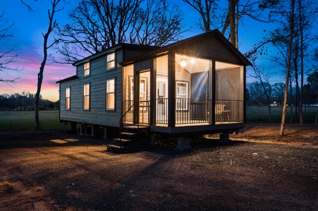 Building Photo - 6801 FM 1616