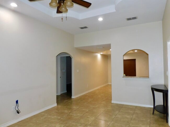 Building Photo - 1511 Cozumel Dr