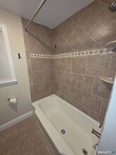 Building Photo - 271 Gaylord Dr