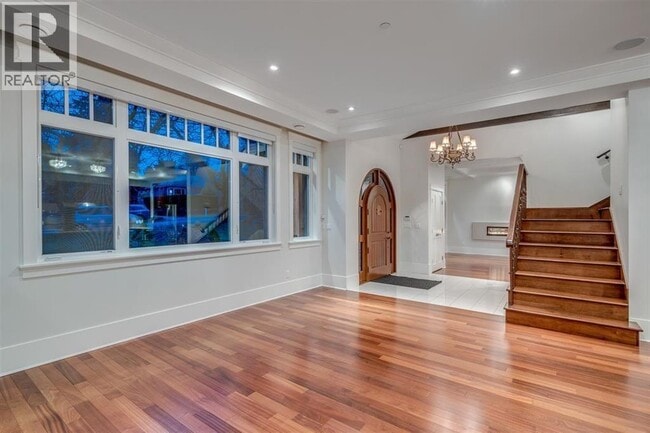 Building Photo - 834 17th St