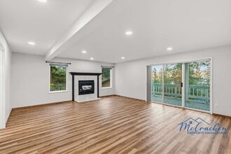 Building Photo - 525 Ashland Loop Rd