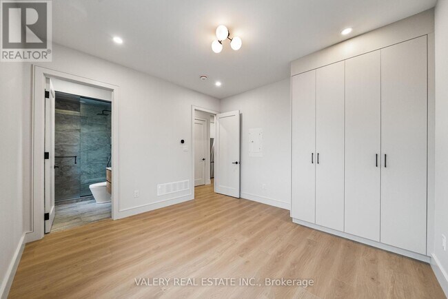 Photo du bâtiment - 131 Dovercourt Rd