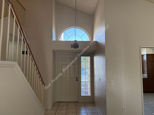 Foto del edificio - *** Please call us @ 661-266-1400 for info...