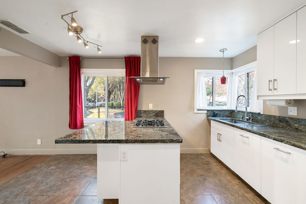 Primary Photo - 1401 V St