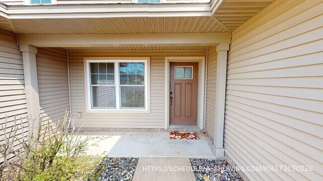 Foto del edificio - 1806 N Creek Cir