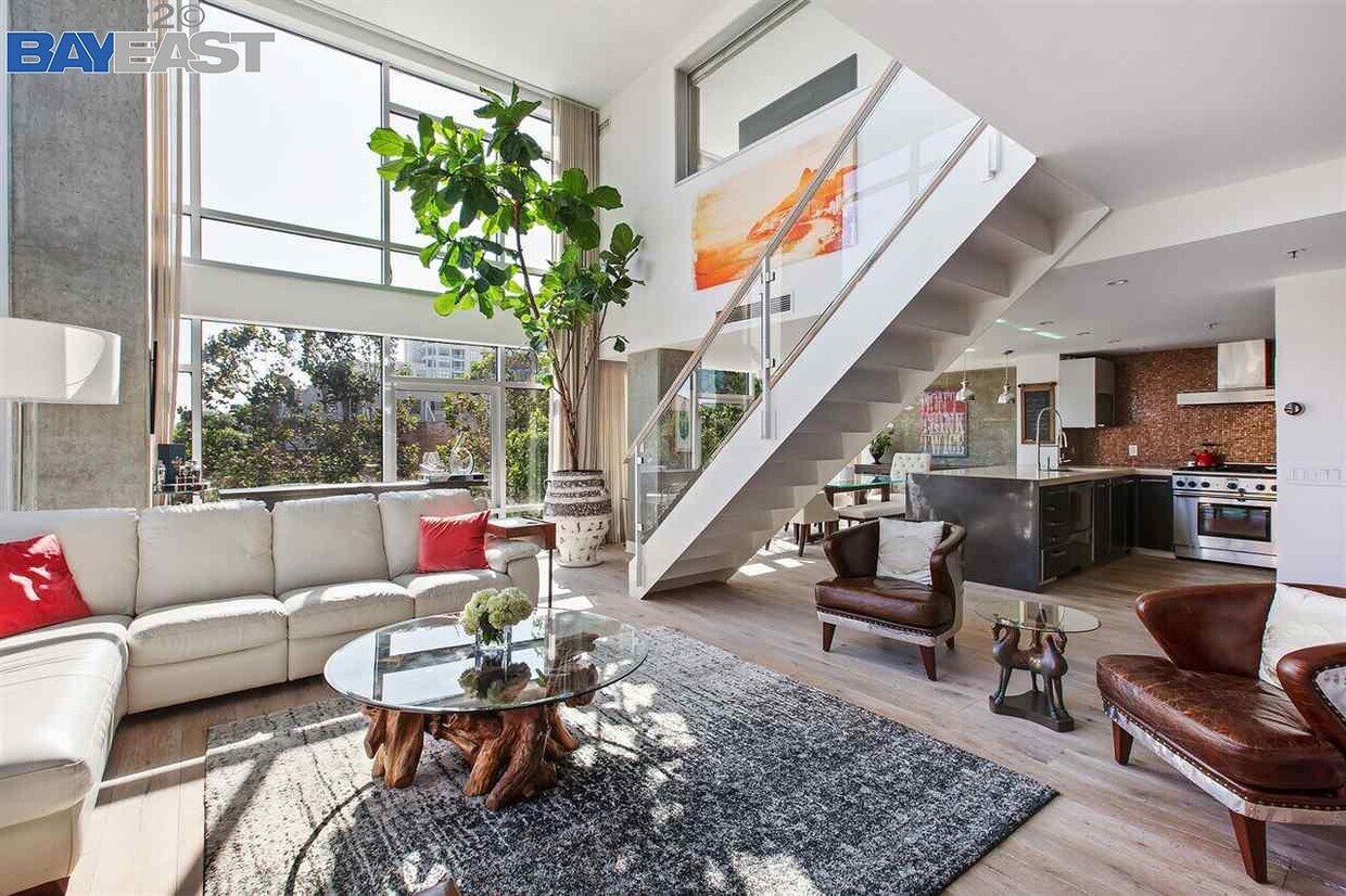 Primary Photo - 200 Brannan St