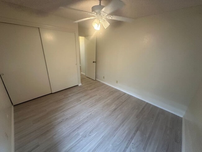Building Photo - Newly Renovated 3 BD / 2 BA Townhome in Pearl City!