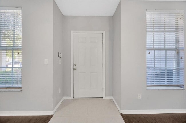 Photo - 6106 Olivedale Dr Townhome
