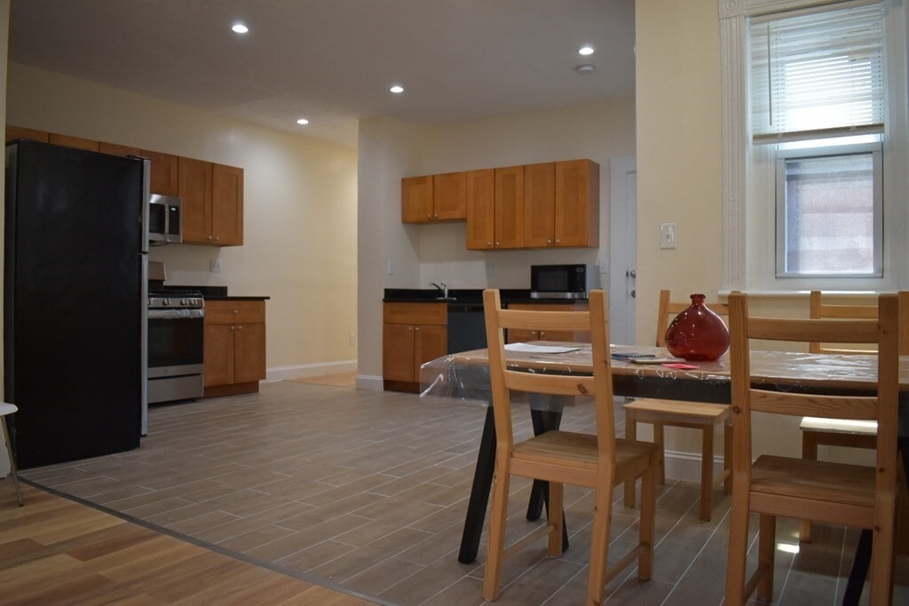 Photo - 16 Glenville Ave (Boston, MA)