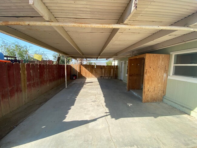 Building Photo - 122 Buena Vista Pl