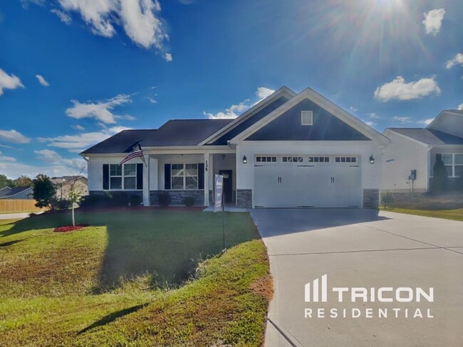 Building Photo - 135 Carissa Dr