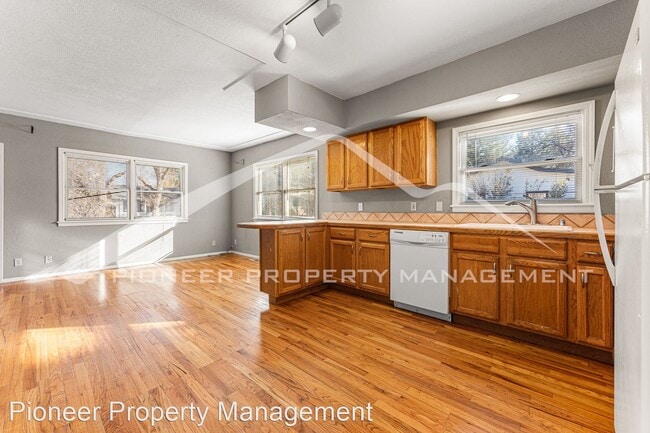 Foto del edificio - 2 br, 2 bath House - 2255 S Gilpin St