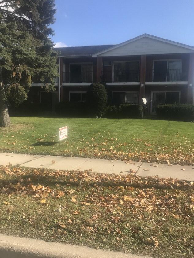 Primary Photo - 4629 Yackley Ave