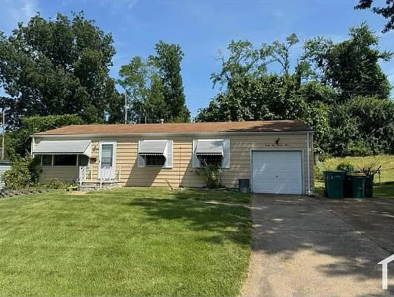 Foto principal - 9924 Gloucester Dr