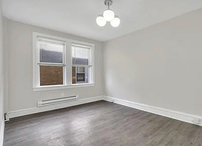 Building Photo - 409 Kerper St