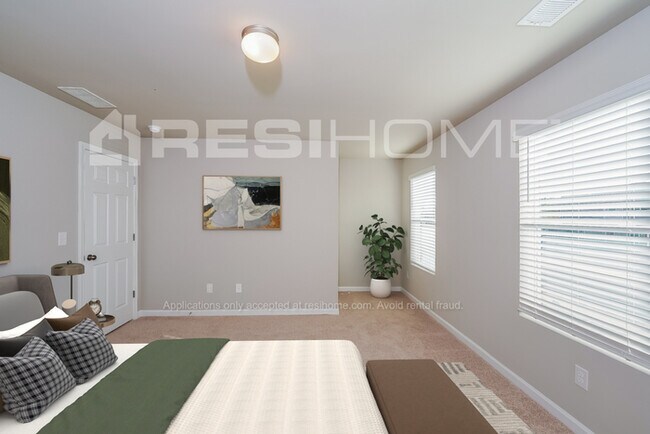 Building Photo - 530 Woodland Crest Rd