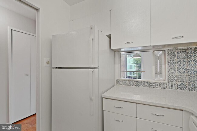 Foto del edificio - 530 N St SW