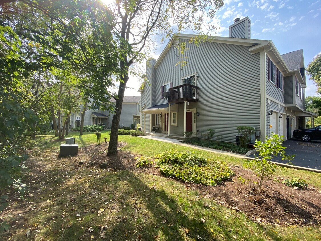Primary Photo - 269 Windsor Ct