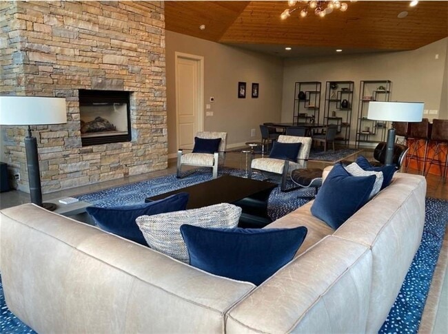 Foto del edificio - 17 W Augusta Ct