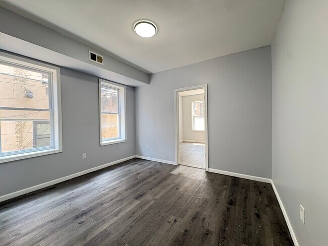 122 Wade St 1 - 126 Wade St