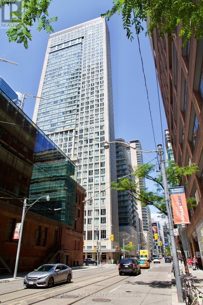 Building Photo - 210-4210 Victoria St