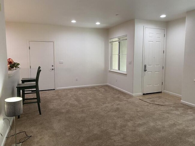 Foto del edificio - 2 bedroom in San Pablo CA 94806