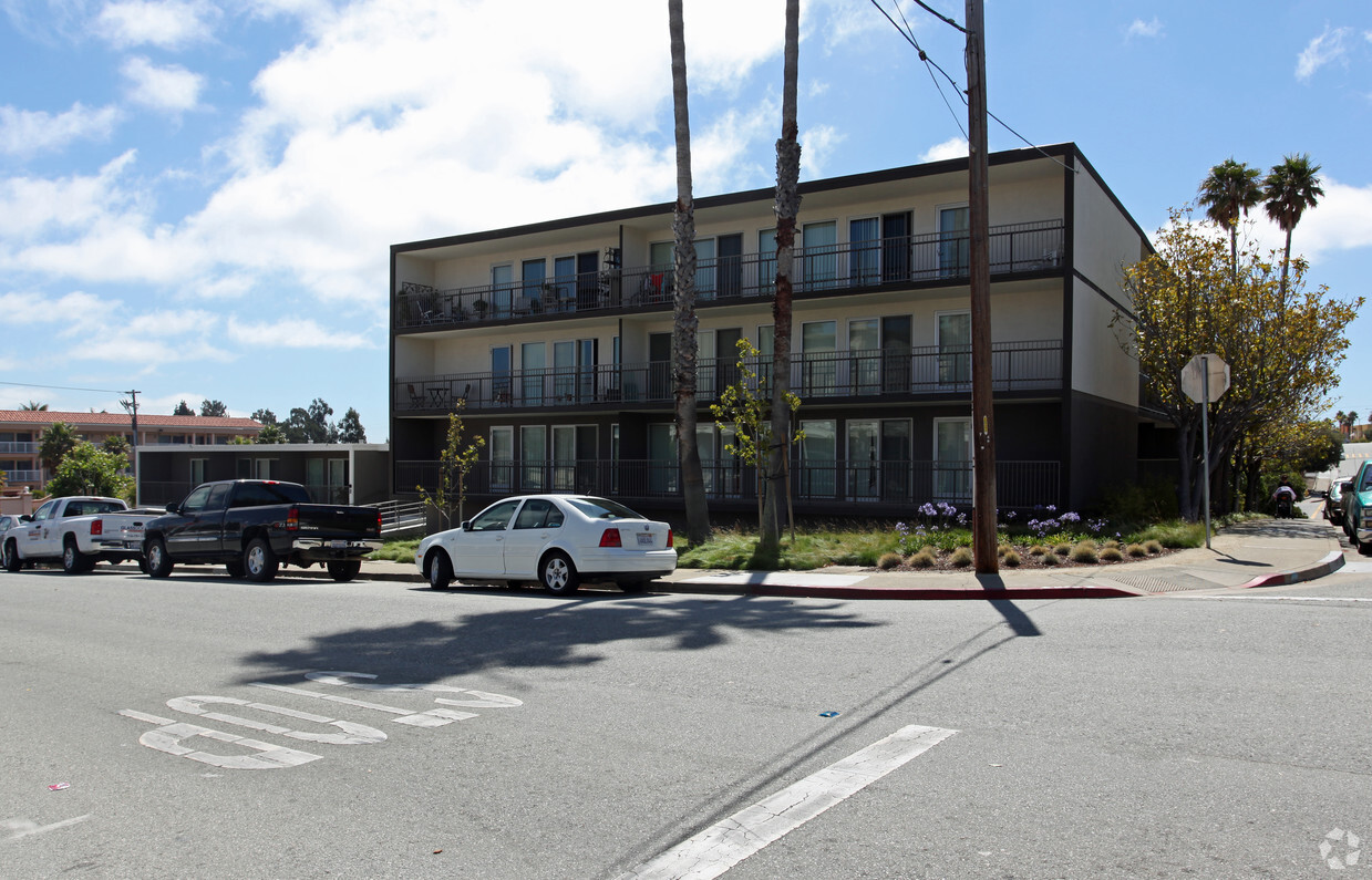 Primary Photo - Dolores Lia Apartments