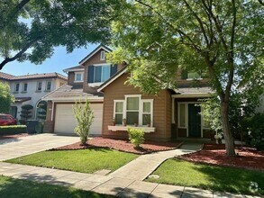 Building Photo - 552 W Cancion Ct