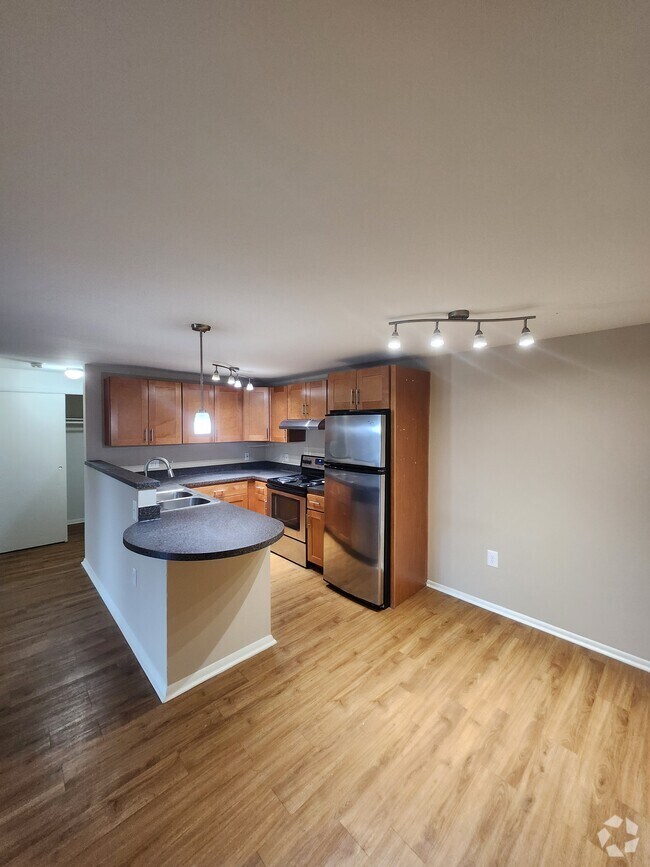 The Grande at Ashford Apartments for Rent with Parking Plainsboro, NJ