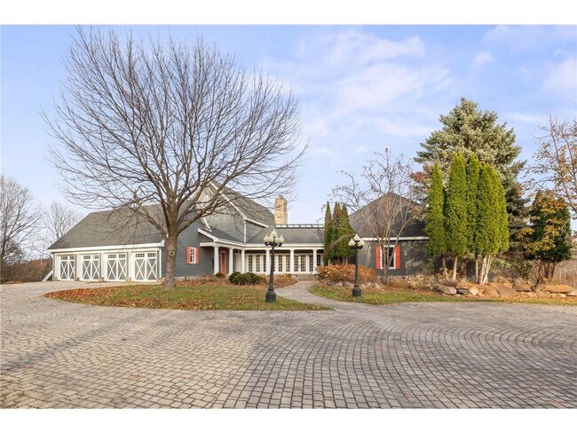 Foto del edificio - 1560 Bluff Creek Dr