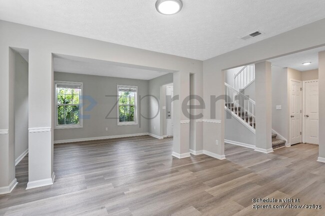 Building Photo - 3053 Highland Park Ln