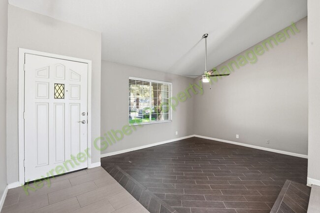 Foto del edificio - Charming Gilbert Home with Pool and Spacio...